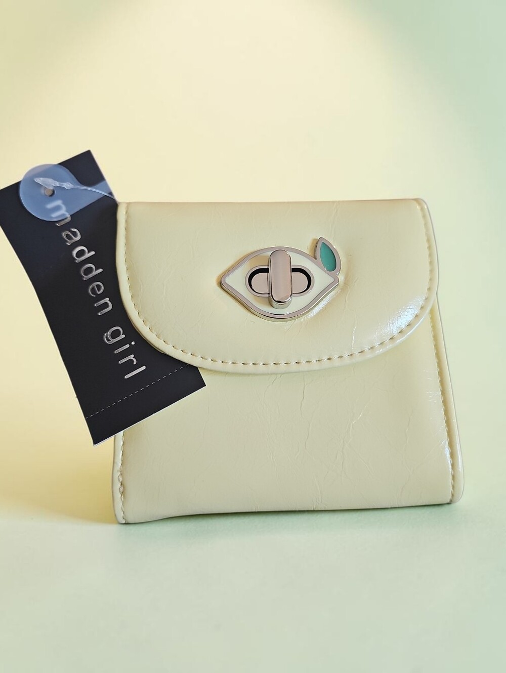 Madden Girl Nwt Cream Mini Wallet with Silver Turn-Lock